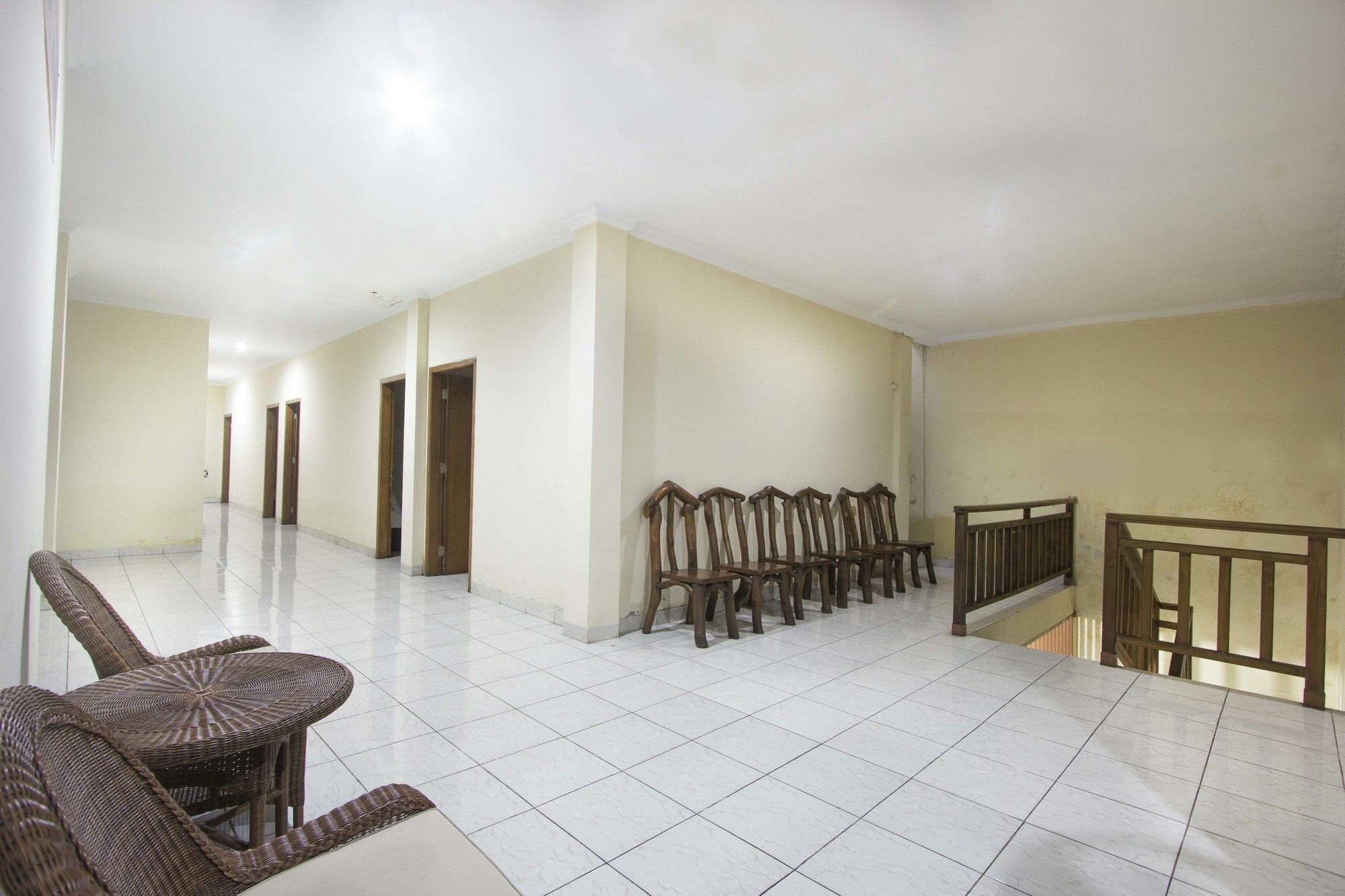 Reddoorz Plus Near Stadion Mandala Krida Джокякарта Екстериор снимка